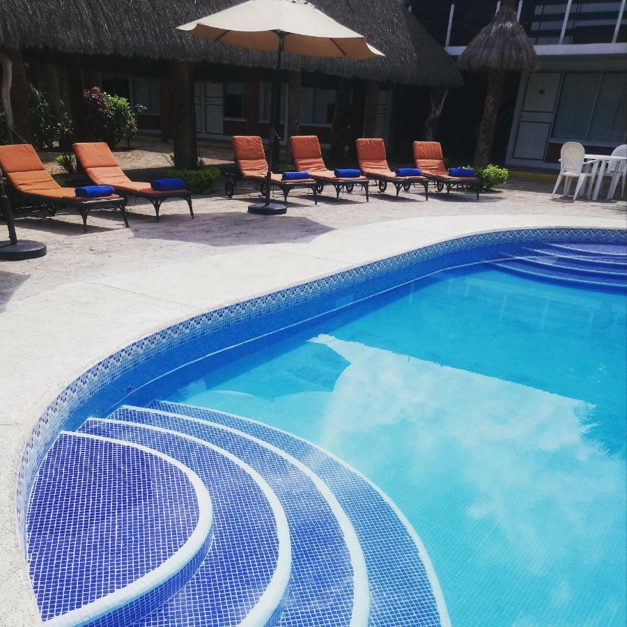 Hotel Plaza Palmas Tuxpan  Bagian luar foto