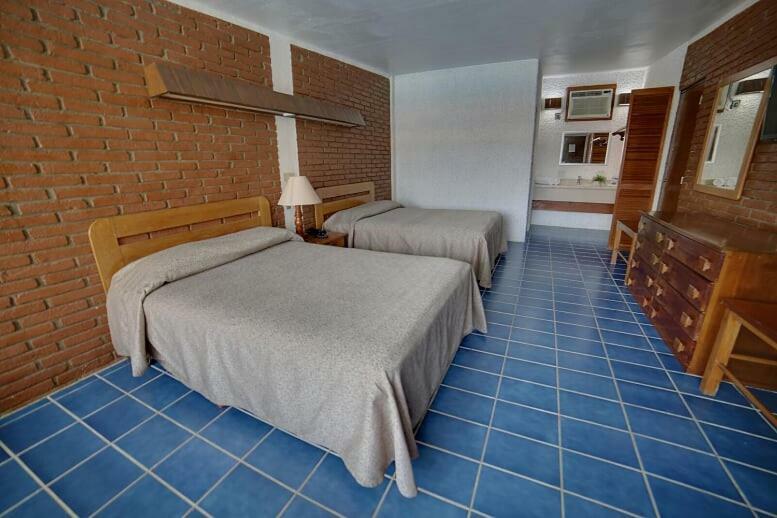 Hotel Plaza Palmas Tuxpan  Bagian luar foto