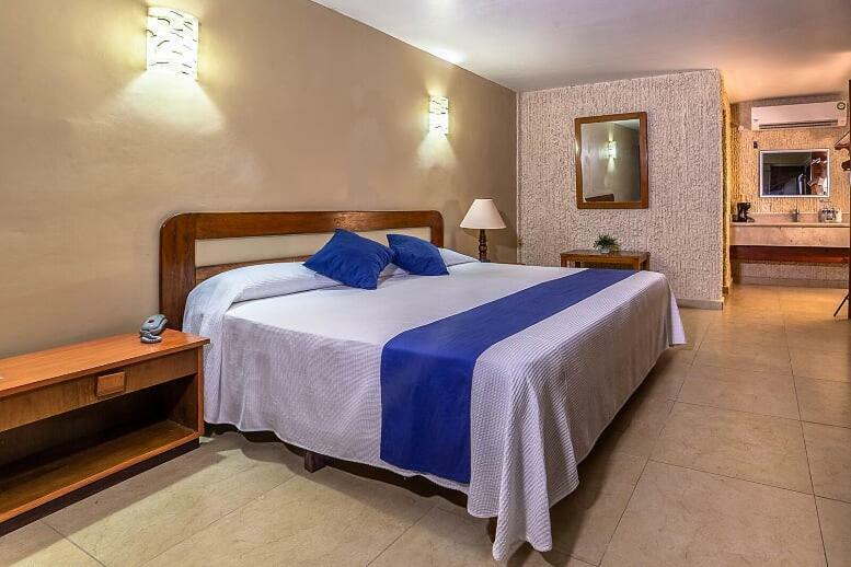Hotel Plaza Palmas Tuxpan  Bagian luar foto